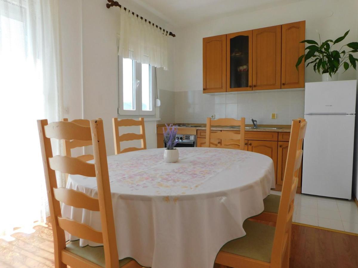 Apartmani Salus 파그 외부 사진