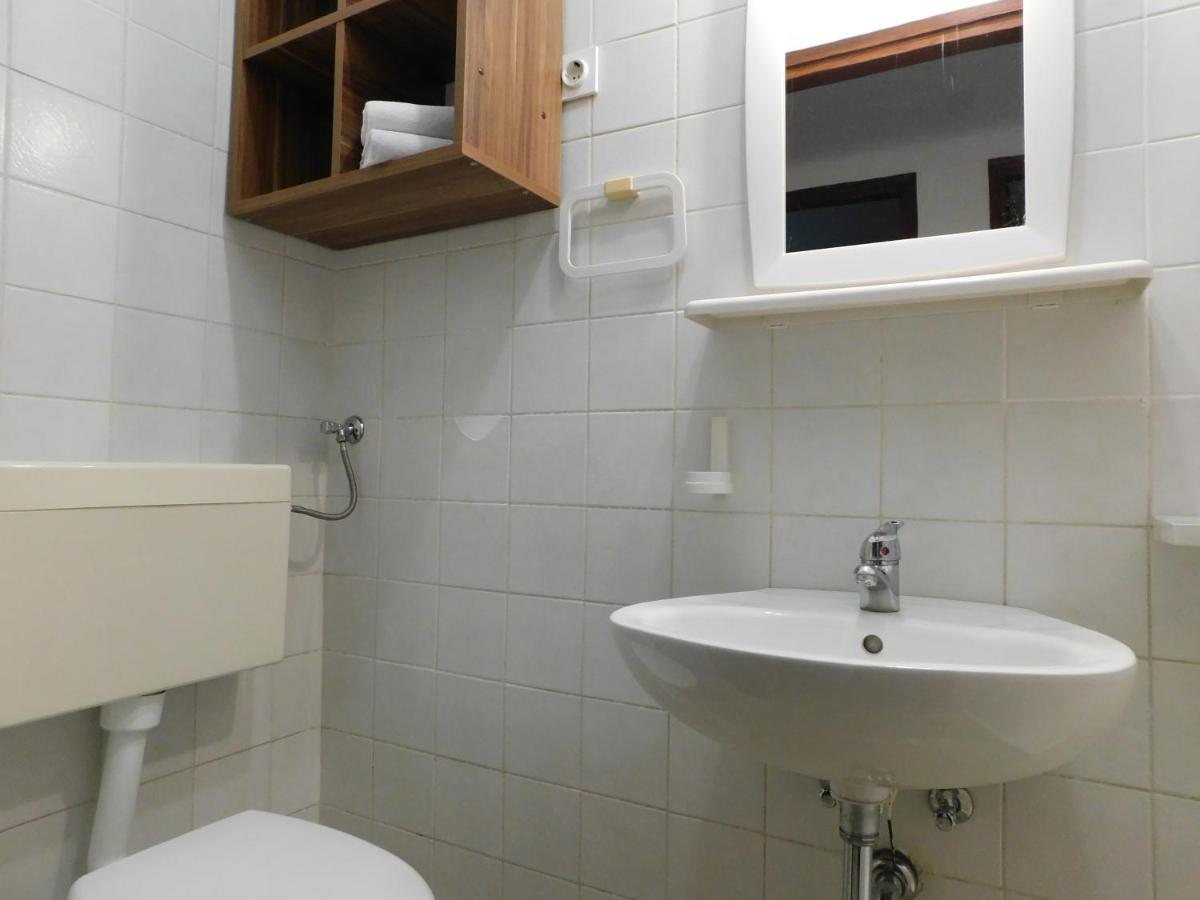 Apartmani Salus 파그 외부 사진